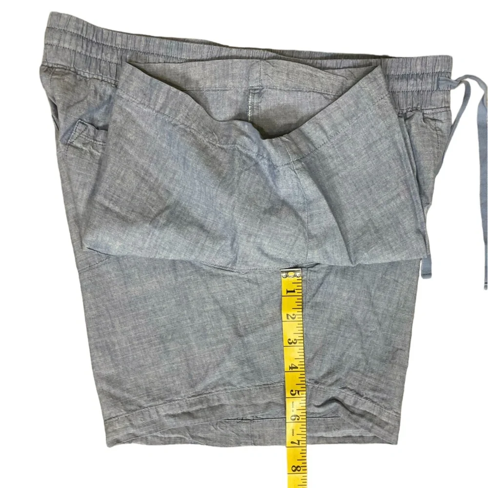 EUC Talbots Chambray Pull-on Shorts (E-1) - Picture 5 of 7